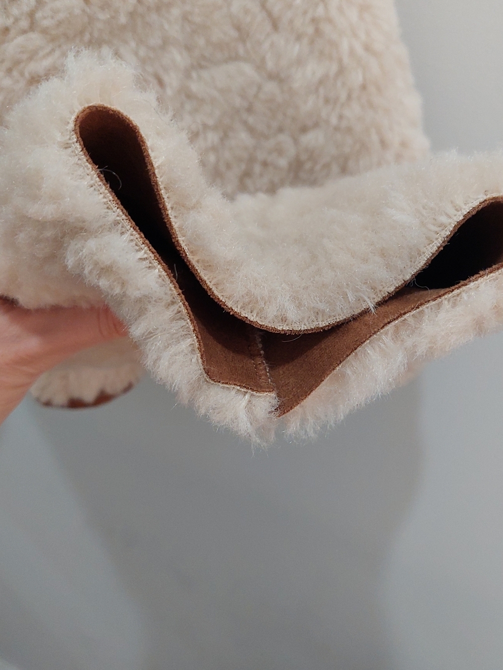 Zara Small Double Faced Cream Teddy Faux Shearling Jacket with Tan Trim - Picture 9 of 16